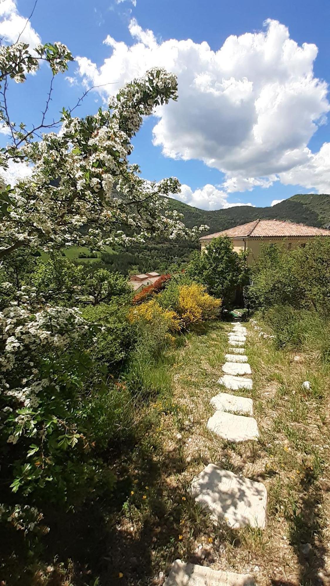 Les Terrasses Du Paradis Orpierre Esterno foto